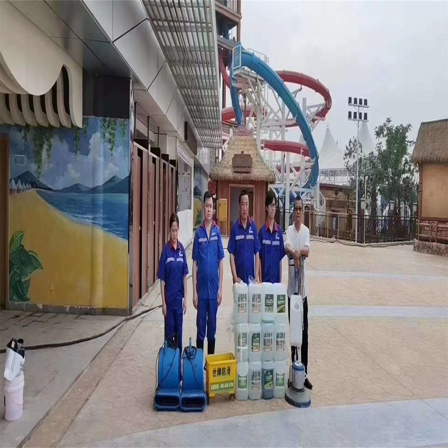 【湖南长沙】湘江欢乐城地面防滑处理一期工程