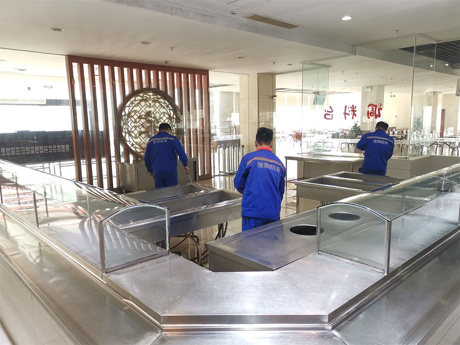 方太厨具总部食堂地面防滑处理完工