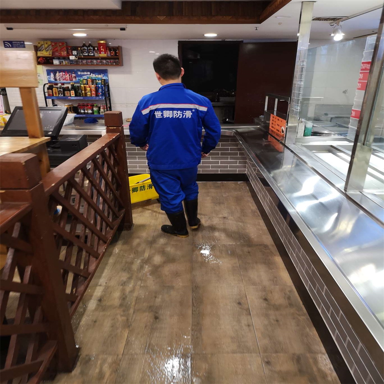 壹仟客食堂 防滑处理完成